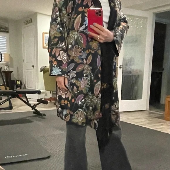 Johnny Was NWT Black Floral Cape - Picture 2 of 13